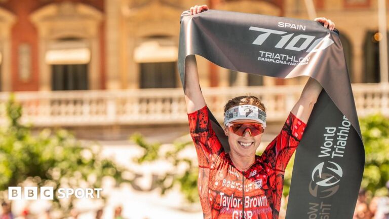 La británica Georgia Taylor-Brown gana el triatlón T100 de España Georgia Taylor-Brown